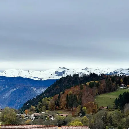 De Montagne Accueillant A Saxonnex 25 M² Et Balcon *